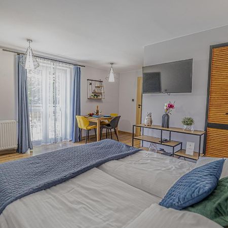 Apartamenty โควารี ภายนอก รูปภาพ