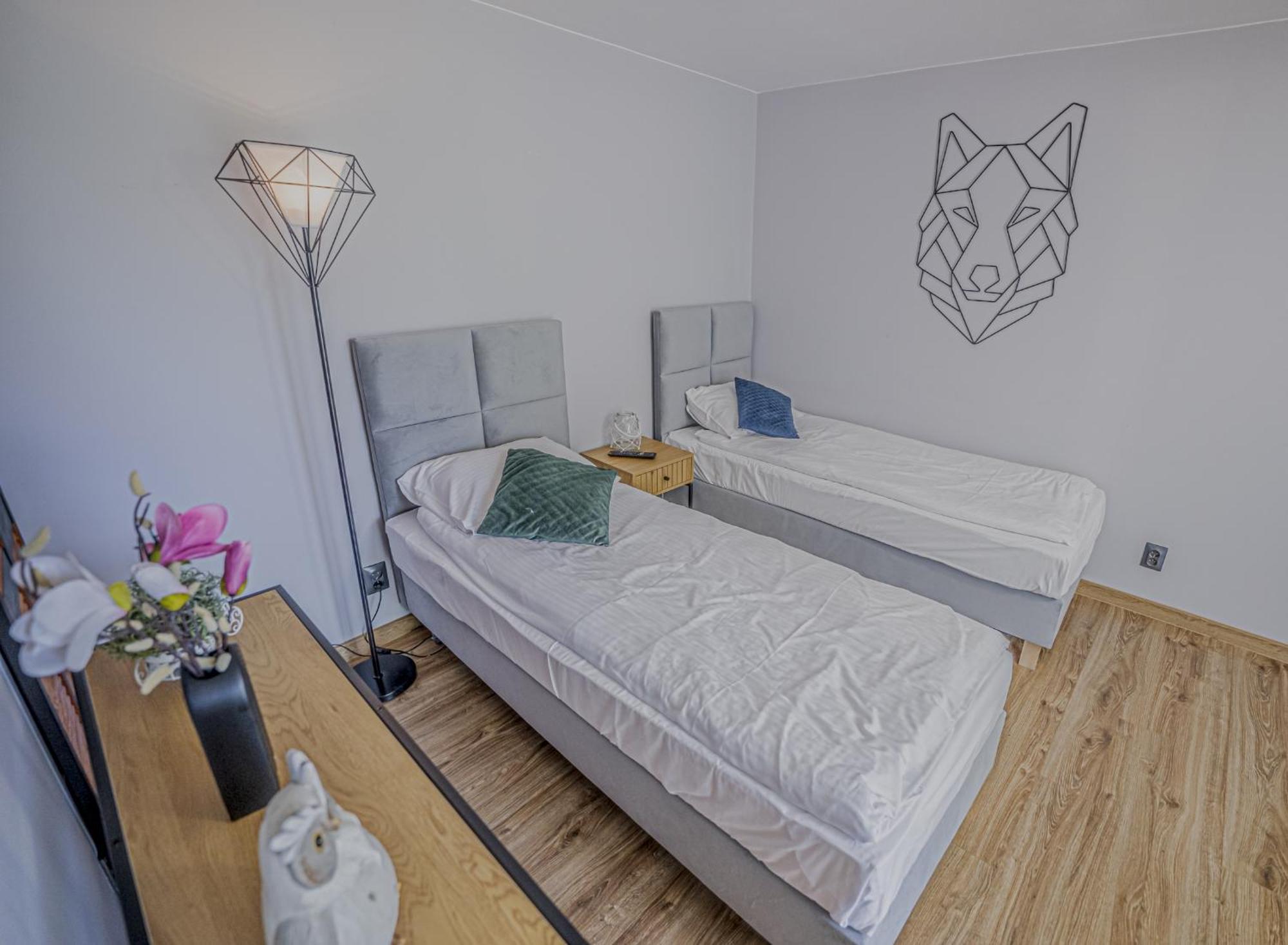 Apartamenty โควารี ภายนอก รูปภาพ